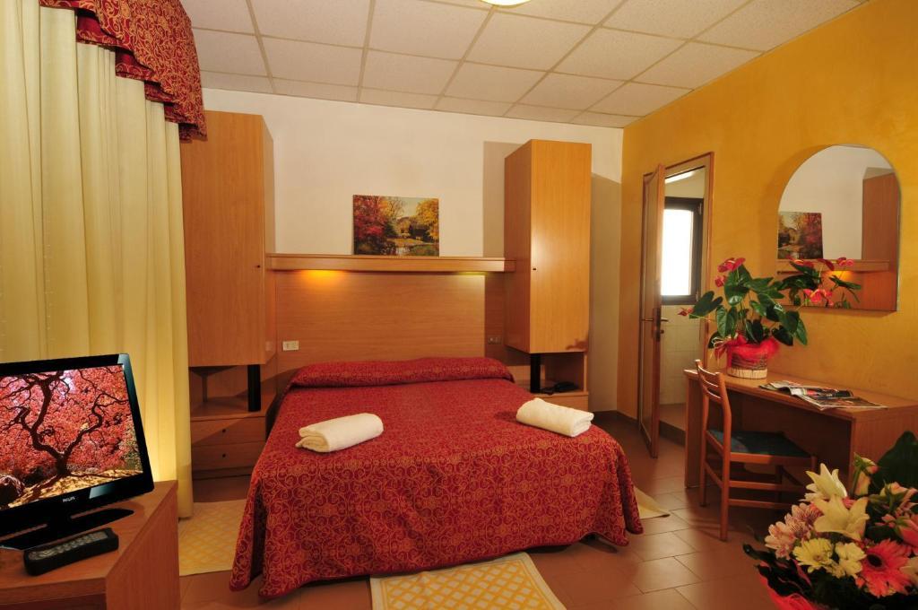 Hotel Al Mare Лидо-ди-Езоло Номер фото